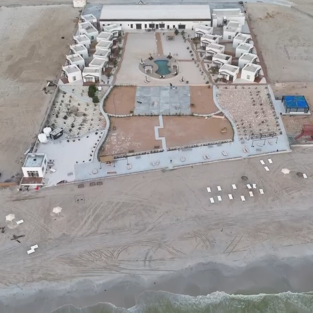 White Sugar Dunes Resort - Luxury Resort in Oman with Swimming Pool